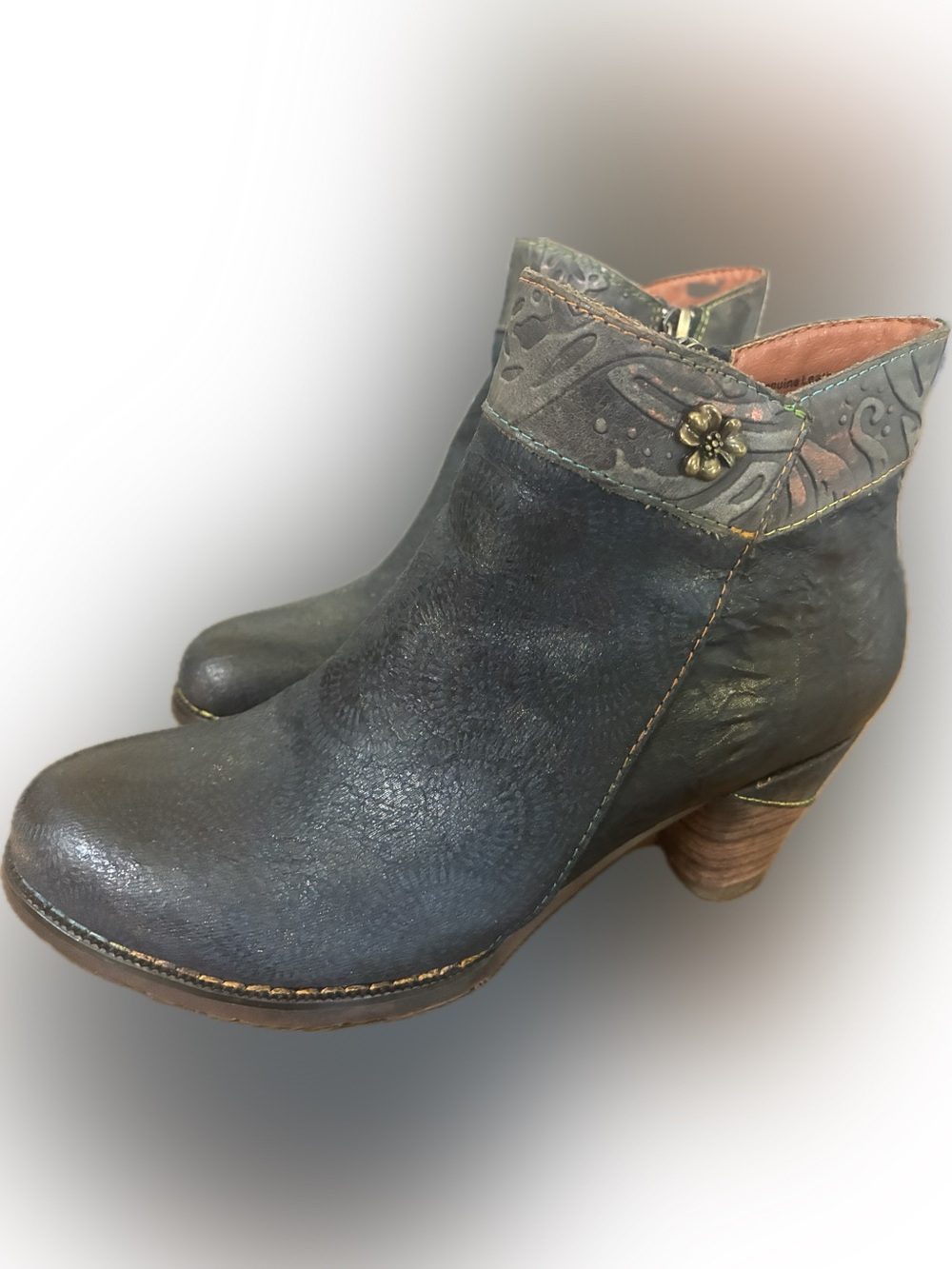 L'Artiste Navy Leather Ankle Booties with Embossed Collar & Flower Accent - Picture 2 of 7